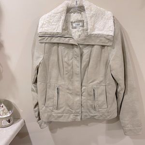 Tan faux leather jacket with warm cozy lining~NWOT